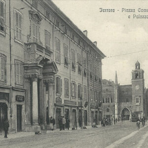 FERRARA - PIAZZA COMMERCIO E PALAZZO ARCIVESCOVILE